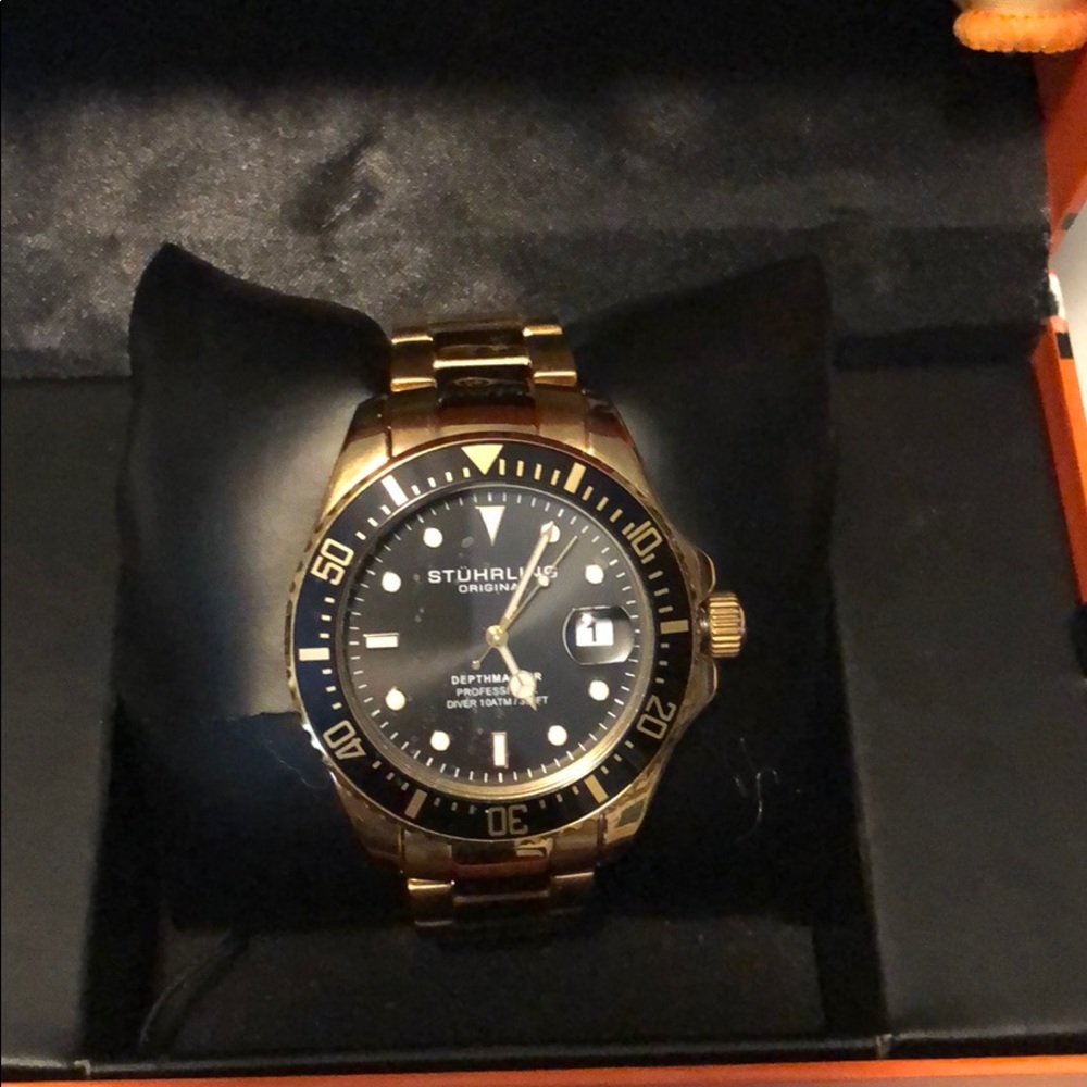 Stuhrling Mens watch